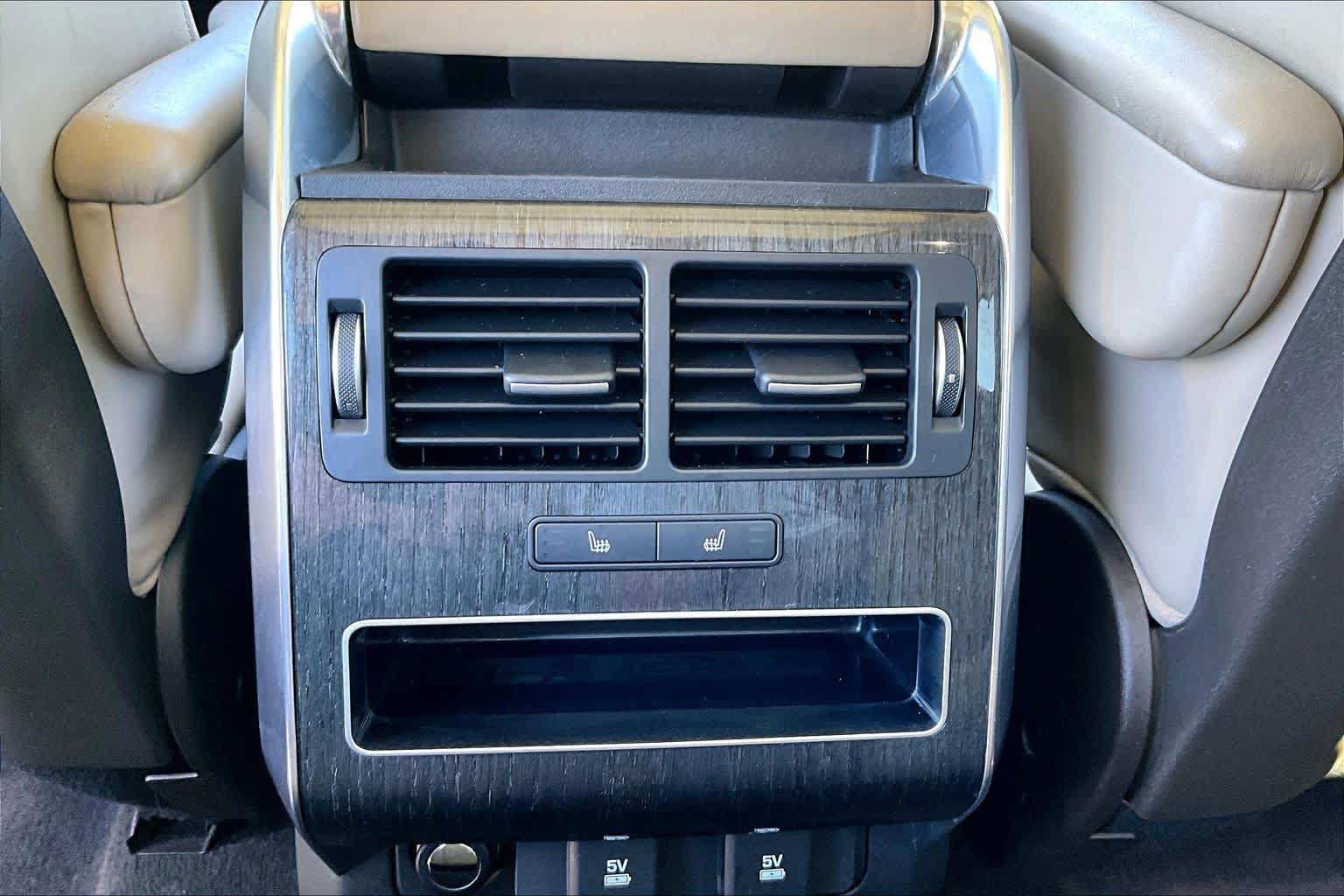 Used 2019 Land Rover Range Rover Sport HSE AWD/4WD image 37
