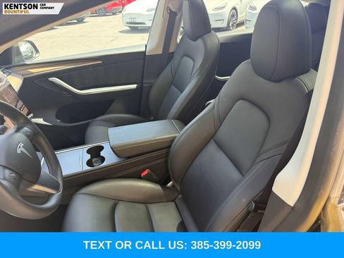 Used 2023 Tesla Model Y Performance AWD/4WD image 25