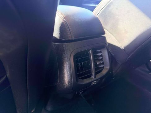 Used 2016 Jeep Cherokee Trailhawk w/ Cold Weather Group AWD/4WD image 12