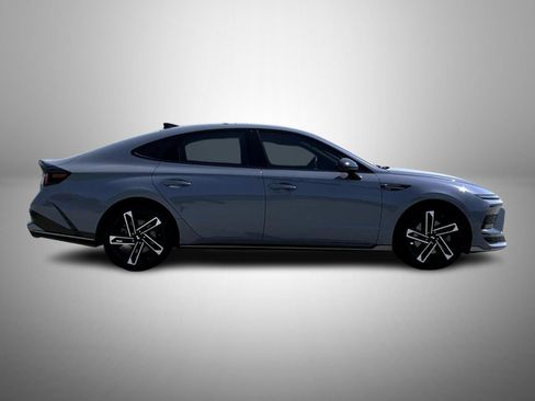 Certified 2025 Hyundai Sonata N Line FWD image 4
