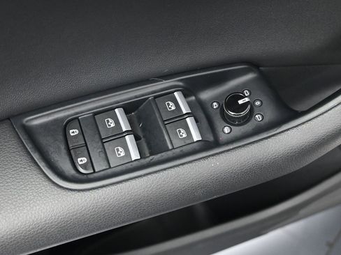 Used 2021 Audi Q8 Premium w/ Black Optic Package image 11