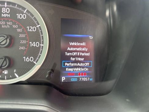 Used 2022 Toyota Corolla Cross LE AWD/4WD image 38