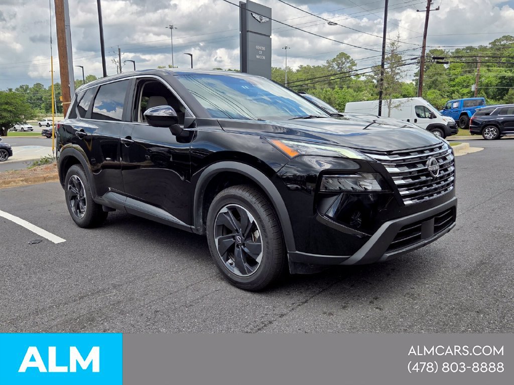 Used 2025 Nissan Rogue SV AWD/4WD image 18