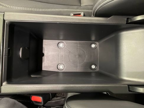 Certified 2025 Toyota Camry SE FWD image 23