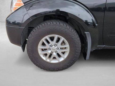Used 2017 Nissan Frontier SV w/ SV Value Truck Package RWD image 21