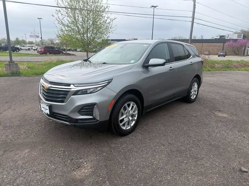 Used 2024 Chevrolet Equinox LT AWD/4WD image 1