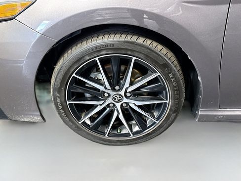 Used 2023 Toyota Camry SE FWD image 37