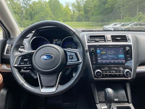 Used 2019 Subaru Outback 2.5i Touring w/ Popular Package #3A AWD/4WD image 20