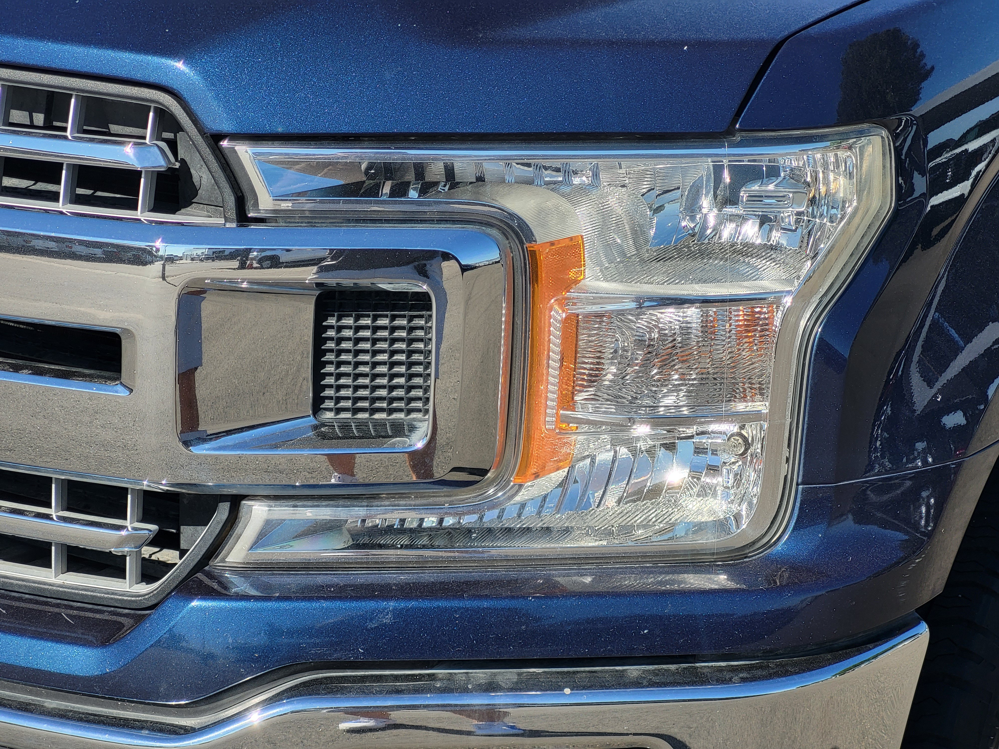 Used 2019 Ford F150 XLT w/ Equipment Group 302A Luxury AWD/4WD image 8