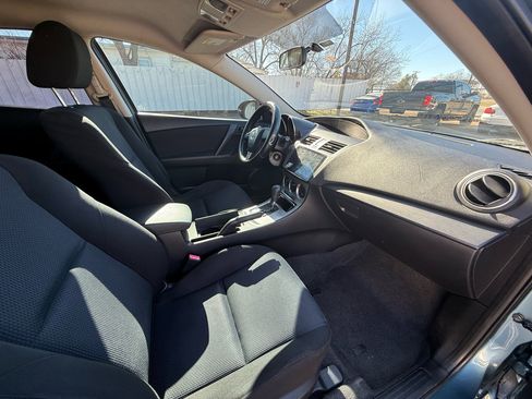 Used 2011 MAZDA MAZDA3 i Sport image 9
