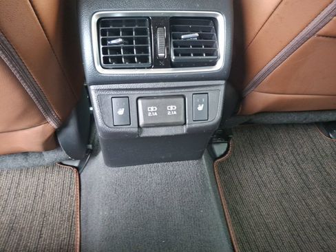 Used 2019 Subaru Outback 3.6R Touring w/ Popular Package #3A AWD/4WD image 13