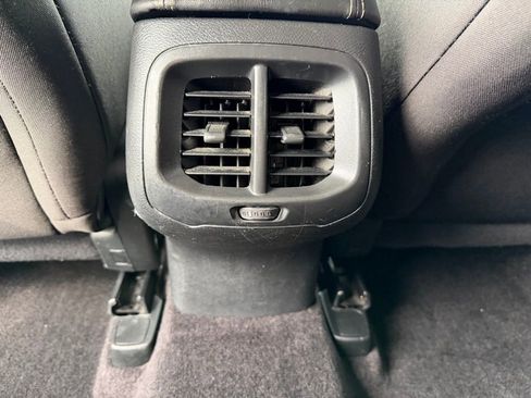 Used 2018 Jeep Cherokee Latitude image 26