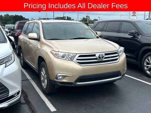 Used 2013 Toyota Highlander SE AWD/4WD image 1