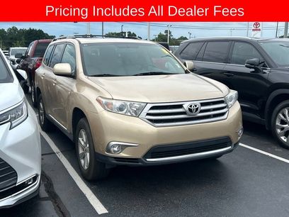 Used 2013 Toyota Highlander SE