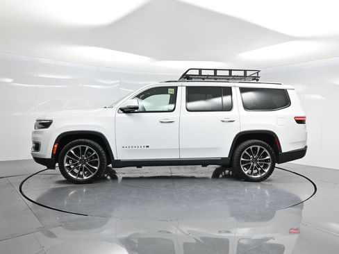 Used 2022 Jeep Wagoneer Series III w/ Premium Group I image 46