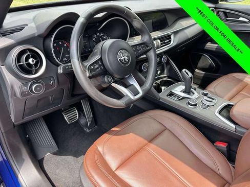 Used 2023 Alfa Romeo Stelvio Ti AWD/4WD image 9