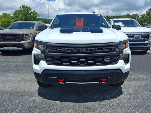 Used 2024 Chevrolet Silverado 1500 Custom Trail Boss image 2