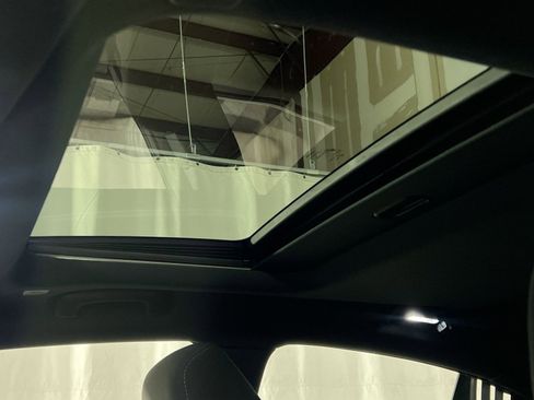 Used 2021 Dodge Charger R/T w/ Cold Weather Package image 24