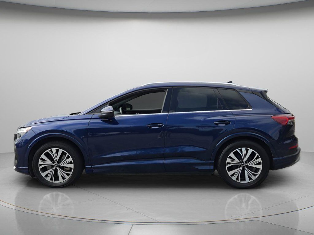 Used 2023 Audi Q4 e-tron Premium Plus RWD image 3