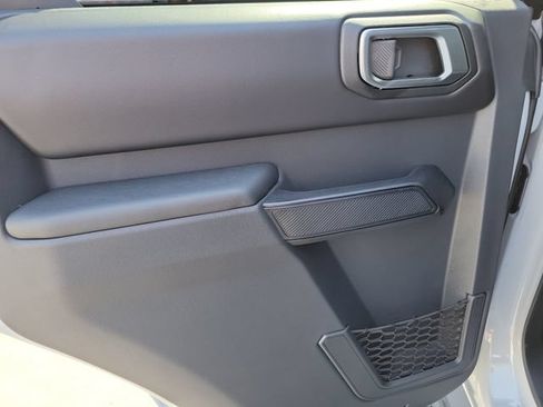 New 2026 Ford Bronco Outer Banks w/ Sasquatch Package AWD/4WD image 13