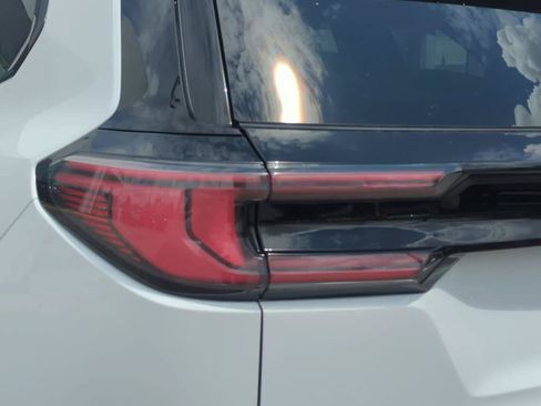 New 2026 GMC Acadia Elevation w/ Black Edition FWD image 11