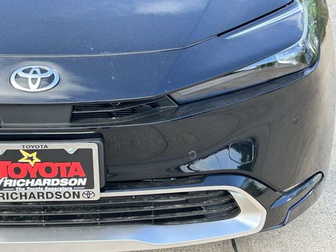 New 2026 Toyota Prius Plug-In Hybrid image 9
