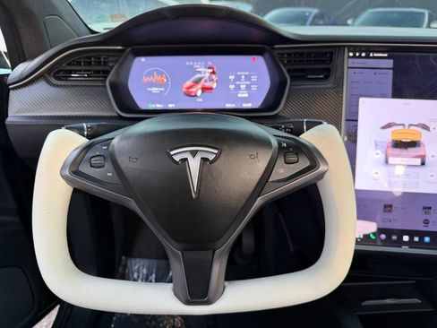 Used 2018 Tesla Model X 75D image 20