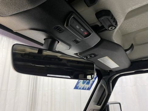 Used 2023 Jeep Gladiator Mojave w/ Cold Weather Group image 21