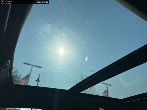 Used 2022 Ford F250 Lariat w/ Lariat Ultimate Package AWD/4WD image 19