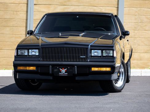 Used 1987 Buick Regal Coupe RWD image 2