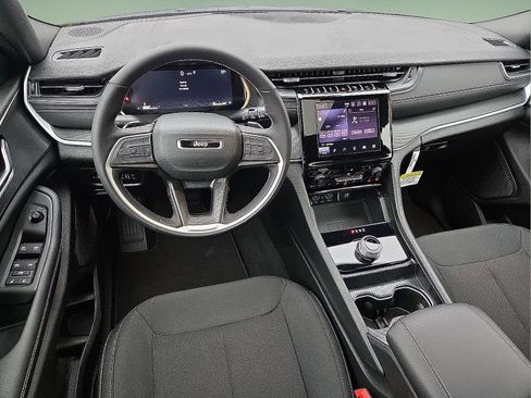 New 2026 Jeep Grand Cherokee Laredo X AWD/4WD image 11