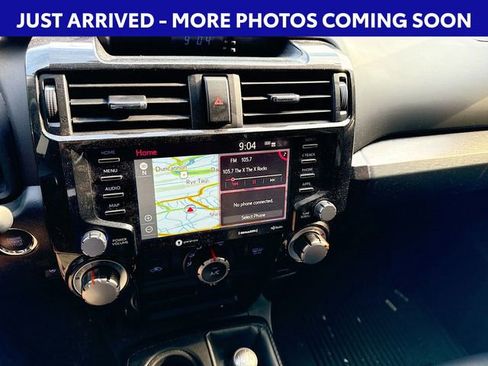 Used 2023 Toyota 4Runner TRD Off-Road Premium w/ Off Road Premium Plus Package AWD/4WD image 15