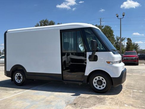 Used 2024 Chevrolet Brightdrop 400 w/ Commercial Equipment Package AWD/4WD image 12