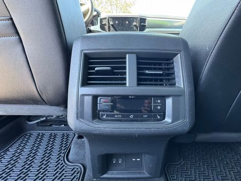 Used 2023 Volkswagen Atlas SEL Premium AWD/4WD image 29