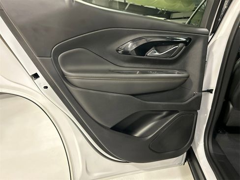 Used 2022 GMC Terrain AT4 w/ Infotainment Package II image 23