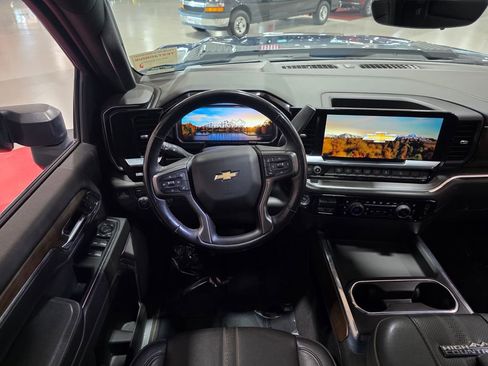 Certified 2024 Chevrolet Silverado 3500 High Country w/ High Country Premium Package AWD/4WD image 16
