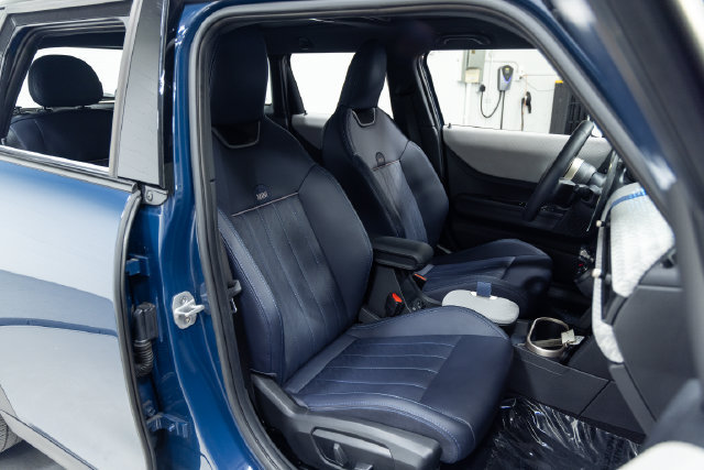 Used 2025 MINI Cooper S FWD image 21