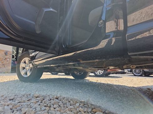 Used 2018 RAM 1500 Express AWD/4WD image 24