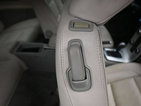 Used 2011 Volvo C70 T5 FWD image 31