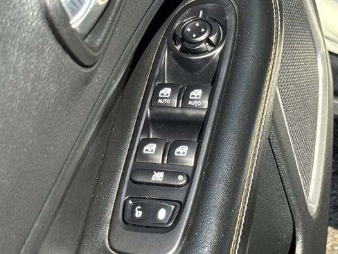 Used 2020 Jeep Compass Latitude w/ Cold Weather Group AWD/4WD image 27
