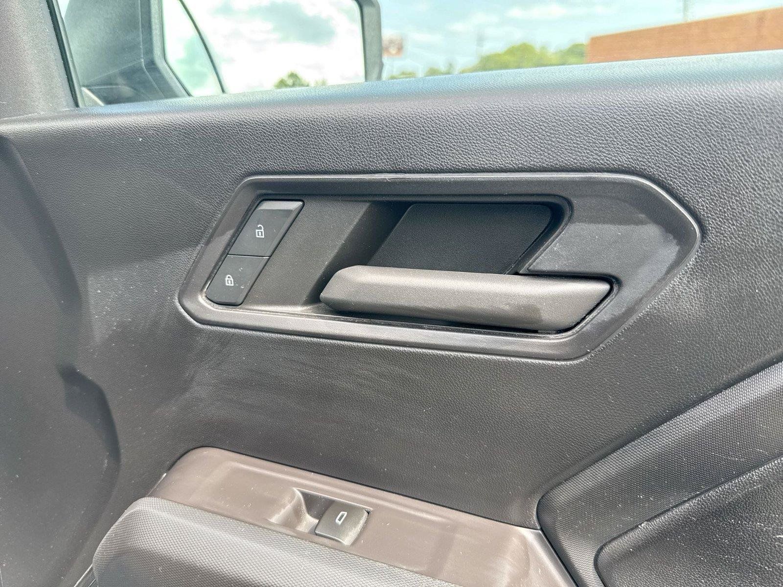 Used 2023 Chevrolet Colorado W/T w/ LPO, Pro Essentials Package RWD image 19