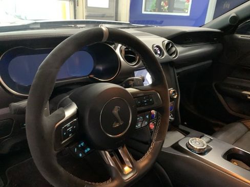 Used 2022 Ford Mustang Shelby GT500 w/ Technology Package image 10