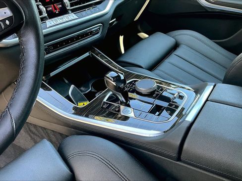 Used 2021 BMW X5 xDrive45e w/ Premium Package 3 image 16