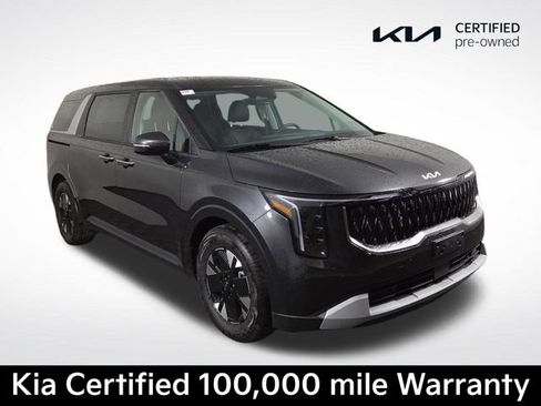 Certified 2026 Kia Carnival LXS FWD image 4
