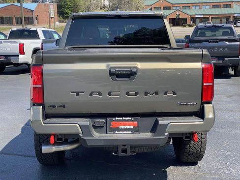 New 2025 Toyota Tacoma TRD Off-Road image 4