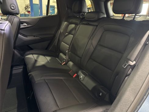 New 2026 Chevrolet Equinox LT w/ Convenience Package II image 38