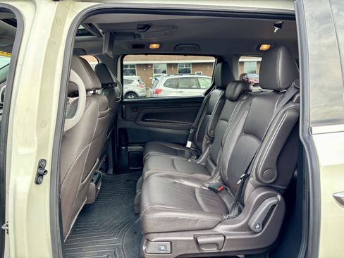 Used 2019 Honda Odyssey Elite image 9