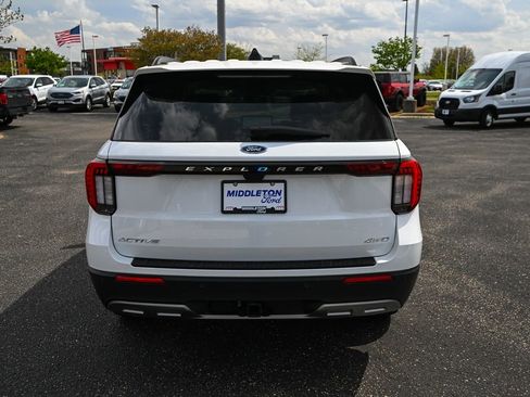 New 2026 Ford Explorer Active w/ Active Comfort Package AWD/4WD image 6