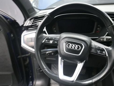 Used 2020 Audi Q3 2.0T Premium image 16