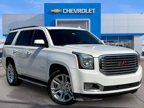 Used 2017 GMC Yukon SLT w/ Premium Edition AWD/4WD image 2
